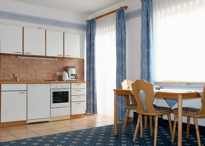 Aparthotel Gaestehaus Biedermann 3*